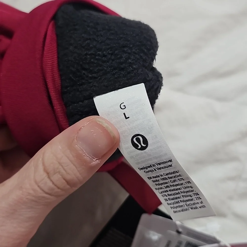Lululemon Quilted Fleece Lined Mittens!! Nwts BRML! Very Warm, Berry Rumble